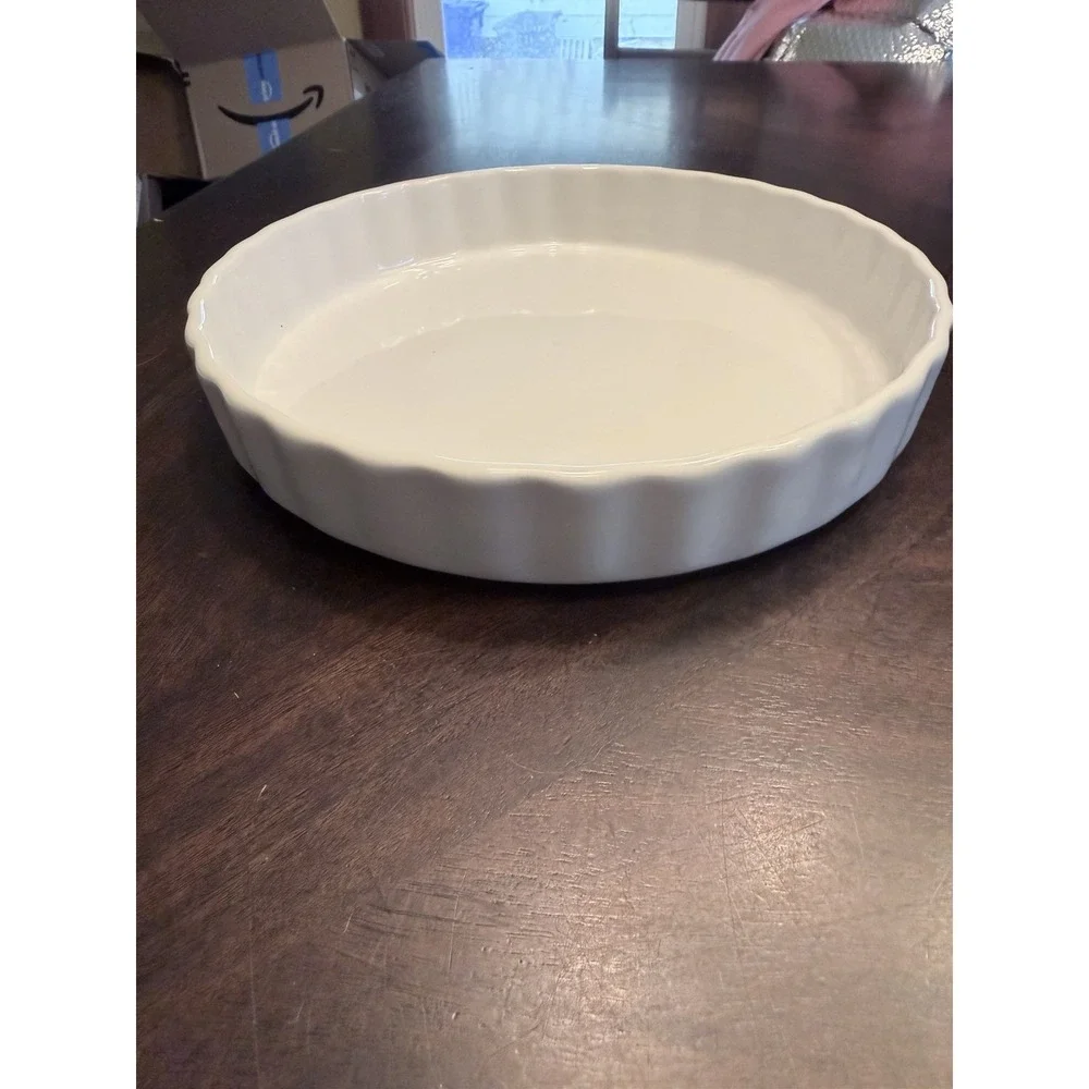 Chantal white scalloped Edge Fluted Pie Quiche Plate 10.5 inch